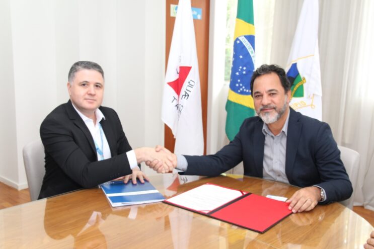 prefeitura-e-caixa-assinam-contrato-para-repasse-do-finisa