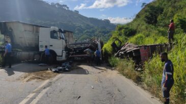 transito-e-liberado-apos-acidente-na-estrada-de-nova-era