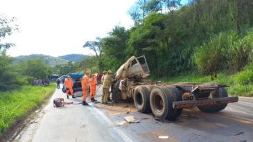 colisao-entre-caminhao-e-carreta-deixa-um-morto-em-realeza