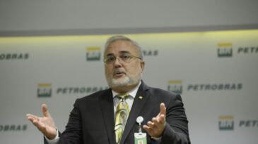 presidente-da-petrobras-diz-que-pode-reduzir-preco-da-gasolina