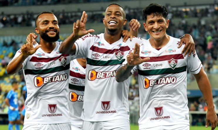 fluminense-vence-por-3-a-0-e-encaminha-vaga-nas-oitavas