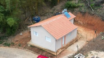 prefeitura-reforma-e-constroi-dezenas-de-casas-para-populacao