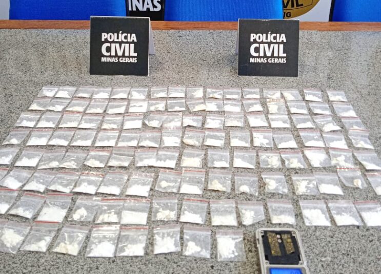 policia-civil-apreende-120-papelotes-de-cocaina-em-itabira