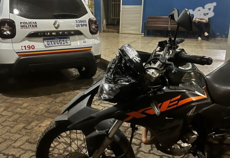dupla-e-presa-com-motocicleta-clonada-em-santa-barbara