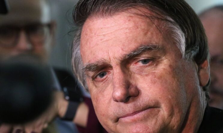 bolsonaro-diz-que-nao-teme-ser-julgado-desde-que-juizes-sejam-isentos