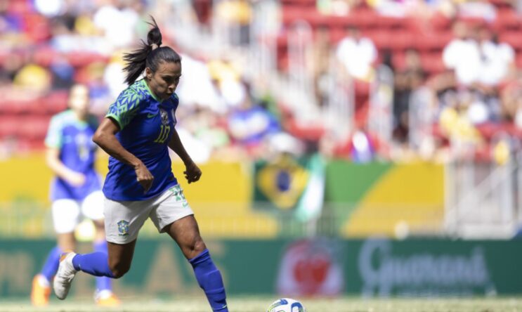 brasil-inicia-busca-por-titulo-inedito-da-copa
