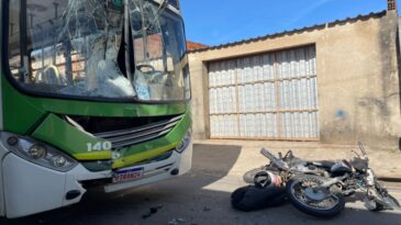 motociclista-e-socorrido-em-estado-grave-apos-colisao-frontal-com-onibus