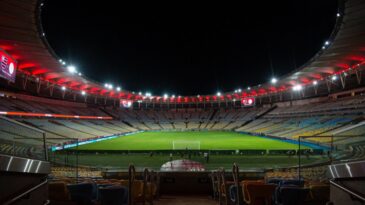 Clube de Regatas do Flamengo - HOJE TEM MENGÃO NA COPA DO BRASIL!!! Às  21h30, o Mais Querido recebe o São Paulo, no Maracanã, no jogo de ida das  quartas de final.