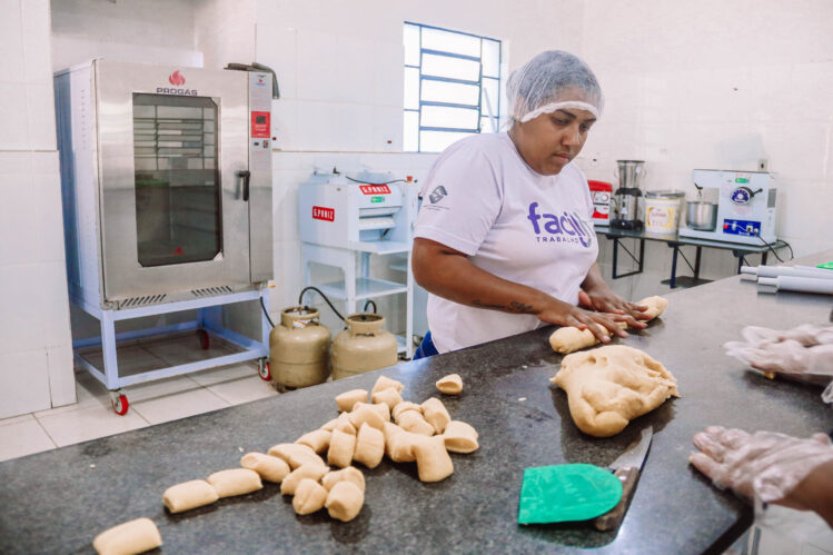 facilita-completa-2-anos-e-muda-realidade-de-itabiranos-que-mais-precisam