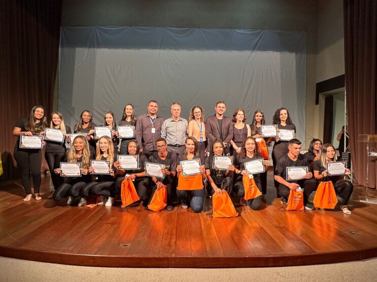 sao-goncalo-realiza-formatura-de-assistentes-de-marketing-e-vendas-pelo-senac