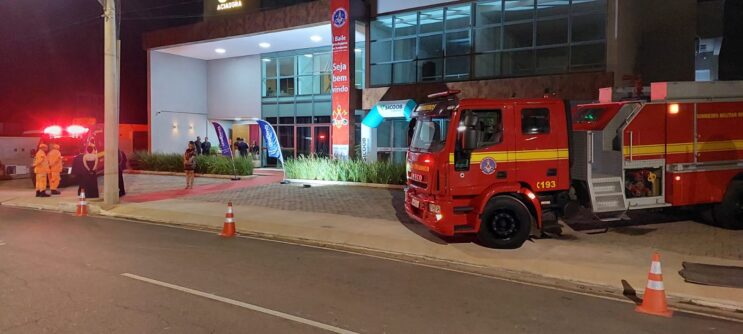 deputado-garante-verba-para-construcao-da-piscina-dos-bombeiros-em-sao-goncalo