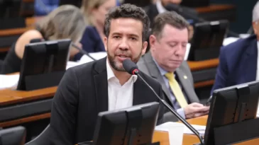 conselho-de-etica-da-camara-abre-processo-contra-andre-janones