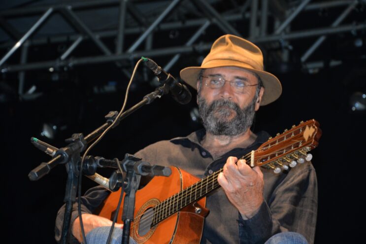 sao-goncalo-comemorou-aniversario-com-gino-e-geno-e-almir-sater