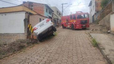 acidente-mobiliza-bombeiros-e-samu-no-sao-francisco