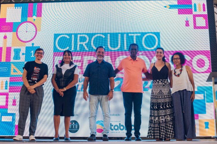 profissionais-da-educacao-se-reunem-para-a-abertura-do-ano-letivo