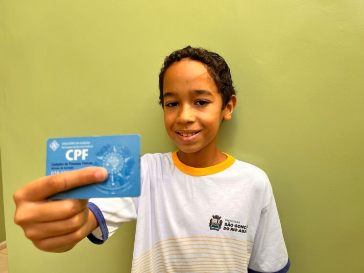 sao-goncalo-lanca-campanha-cpf-na-mao-para-estudantes