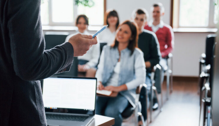 nej-abre-mais-de-70-vagas-para-curso-tecnico-gratuito-em-administracao-em-itabira