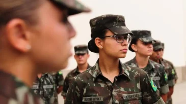 mulheres-poderao-se-alistar-no-servico-militar-aos-18-anos
