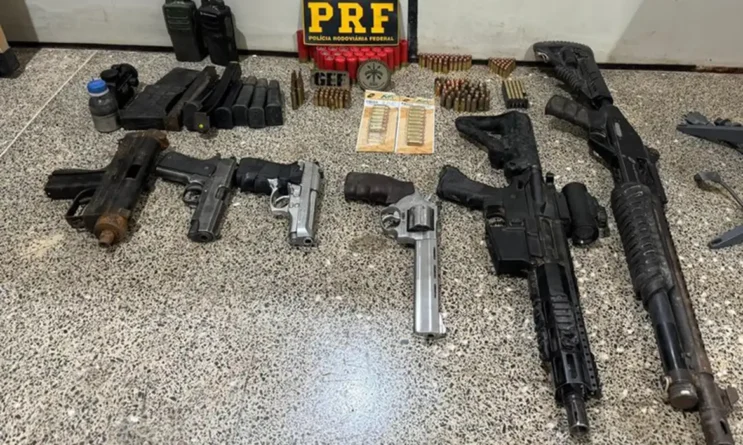 confronto-entre-prf-e-garimpeiros-termina-com-cinco-mortos