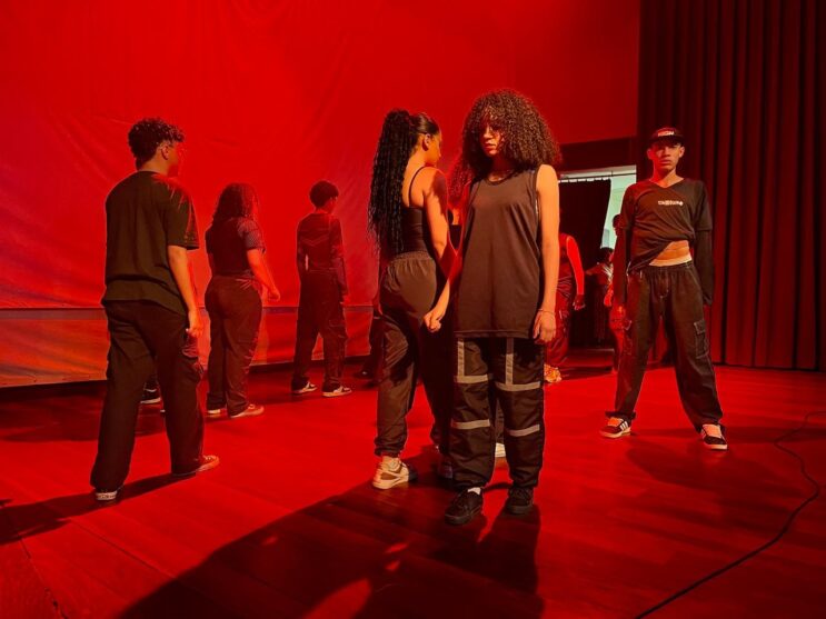 mostra-ayeye-e-encerrada-com-diversas-atracoes