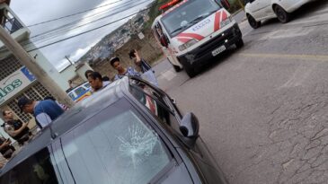 colisao-entre-carro-e-bicicleta-motorizada-deixa-adolescente-ferido