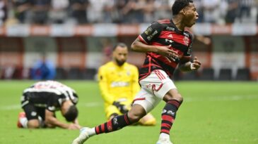 flamengo-vence-atletico-mg-na-arena-mrv-e-fica-com-titulo