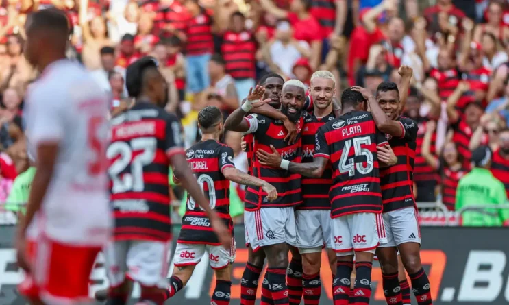 flamengo-vence-e-tira-inter-da-briga-pelo-titulo-brasileiro