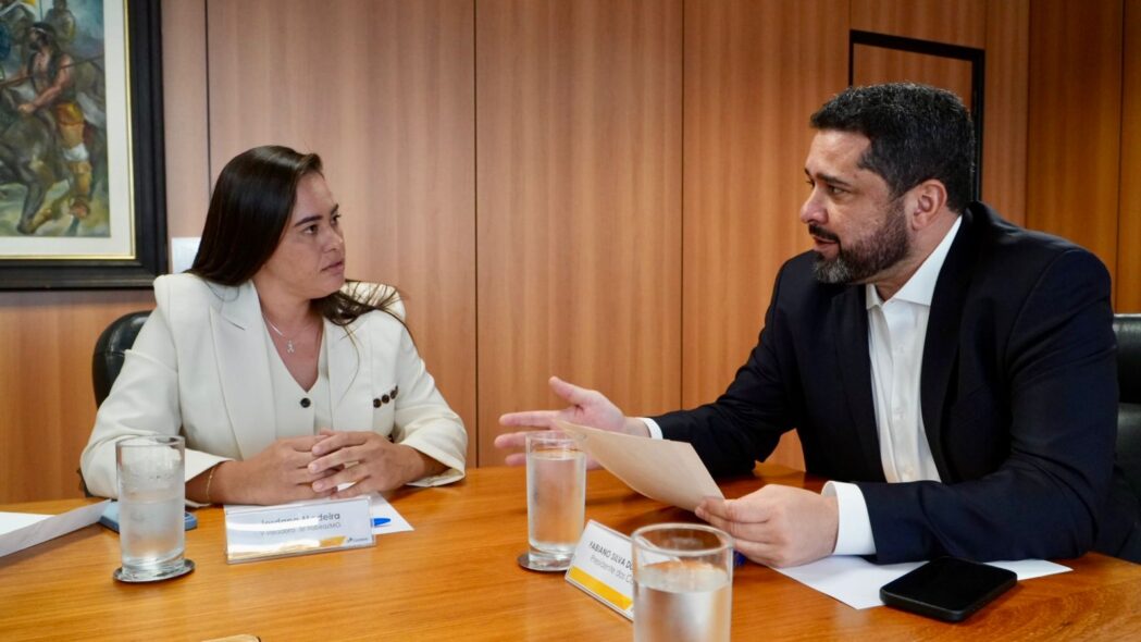 jordana-madeira-reivindica-melhoria-nos-servicos-postais-de-itabira
