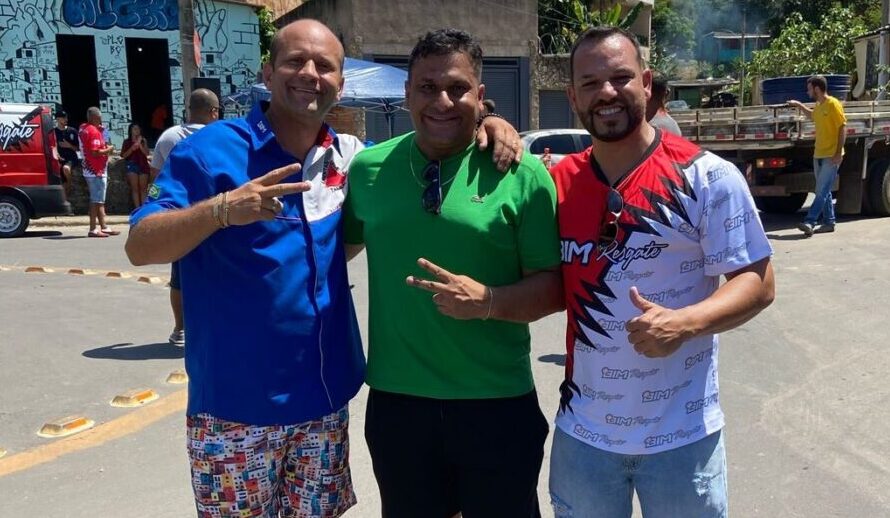 deputado-bim-entrega-ambulancia-para-o-projeto-carlos-em-acao