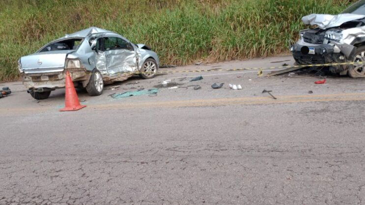 mulher-morre-e-duas-pessoas-ficam-feridas-na-br-381-em-caete