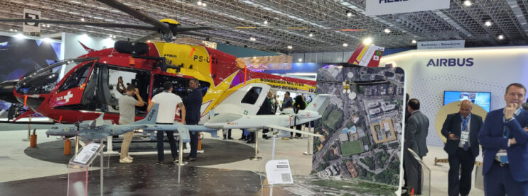 helicoptero-do-corpo-de-bombeiros-de-minas-e-destaque-em-feira-de-defesa-e-seguranca