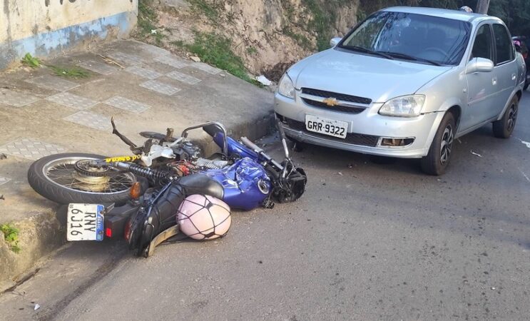 motociclista-de-18-anos-fica-ferido-apos-colisao-com-carro-no-valenca
