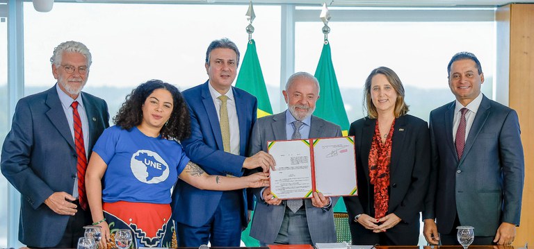 mec-proibe-cursos-100-a-distancia-e-determina-mudancas-no-ensino-superior