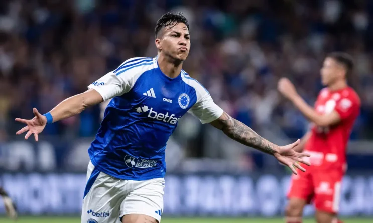 kaio-jorge-leva-cruzeiro-a-vitoria-na-copa-do-brasil