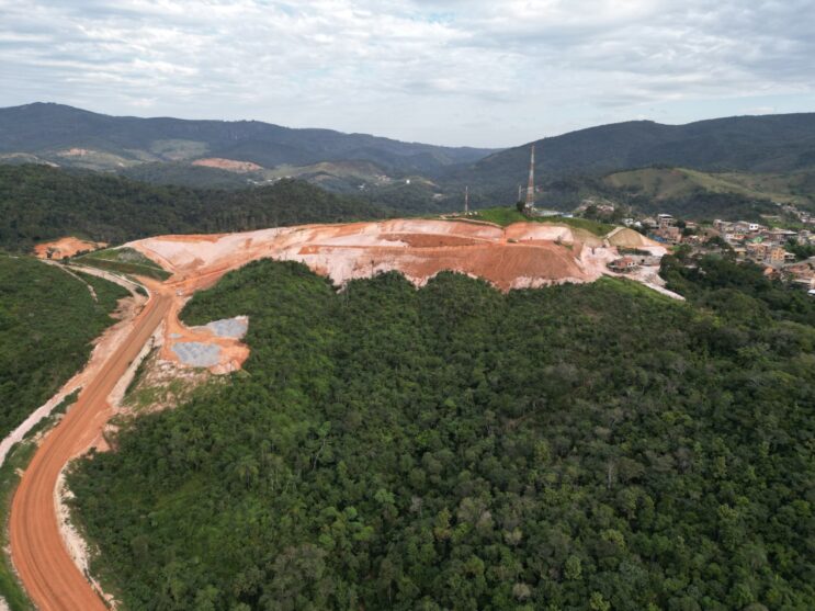 obra-da-contorno-leste-avanca-infraestrutura-concluida-e-pavimentacao-comeca-em-breve