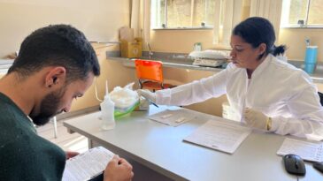 sao-goncalo-incentiva-testagem-para-hepatite-durante-o-julho-amarelo