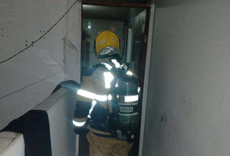 mulher-encontrada-morta-em-incendio-pode-ter-cometido-suicidio