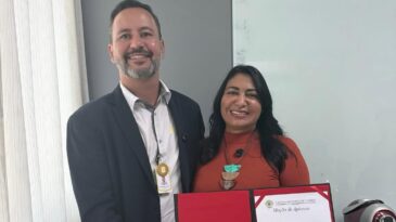alexandre-coelho-ceo-do-hnsd-recebe-mocao-de-aplausos-em-itabira