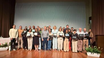 sao-goncalo-realiza-cerimonia-historica-e-entrega-titulo-de-servidor-emerito