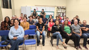 pm-realiza-reuniao-com-comunidade-rural-em-s-d-do-prata