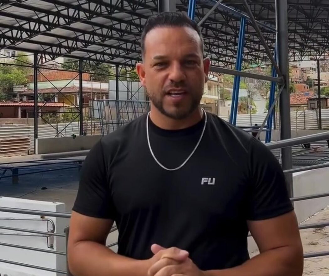 carlos-henrique-acompanha-obras-do-poliesportivo-do-madre-maria-de-jesus