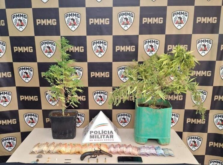 pm-apreende-menor-por-trafico-de-drogas-e-posse-de-arma-em-joao-monlevade