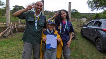 tayna-conquista-o-distintivo-de-cruzeiro-do-sul-a-mais-alta-honra-do-ramo-lobinho