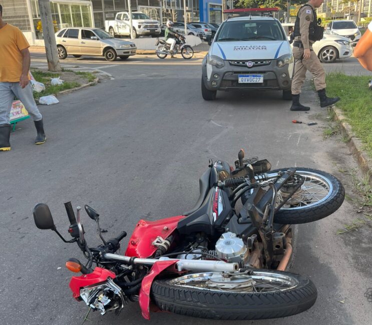 acidente-entre-motocicletas-deixa-ferido-com-fratura-exposta-em-itabira