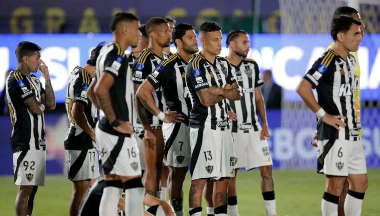 lanus-supera-atletico-mg-e-e-bicampeao-da-sul-americana