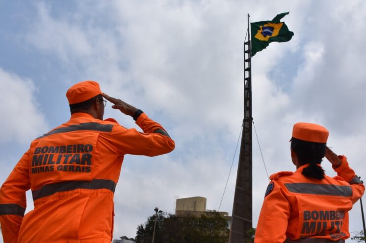 feriado-da-proclamacao-da-republica-movimenta-o-sabado-pelo-pais