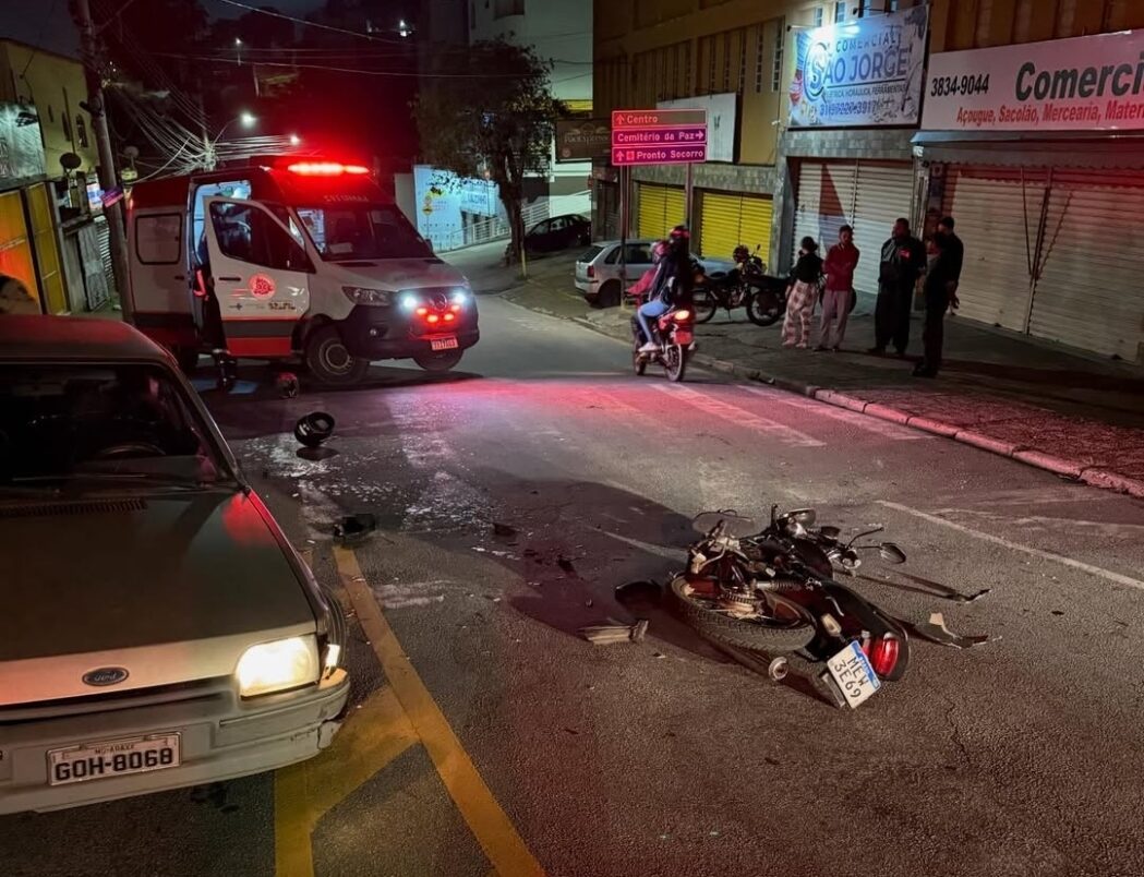 colisao-frontal-entre-carro-e-moto-deixa-dois-feridos-em-itabira