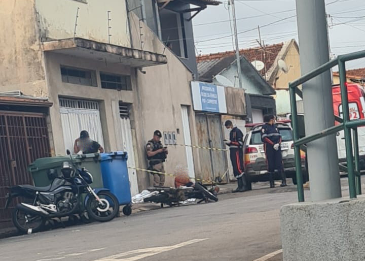 jovem-de-27-anos-e-morto-a-tiros-no-campestre-crime-e-o-primeiro-homicidio-do-ano