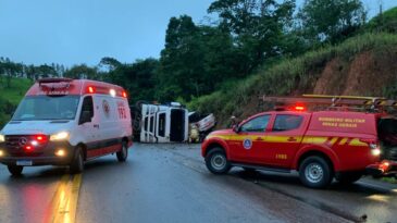 carreta-tomba-e-atinge-caminhonete-na-mg-434