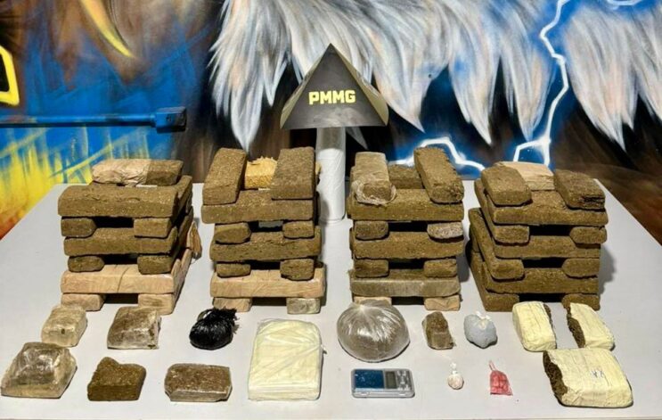 operacao-carnaval-pm-apreende-cerca-de-70-kg-de-drogas-em-ipatinga